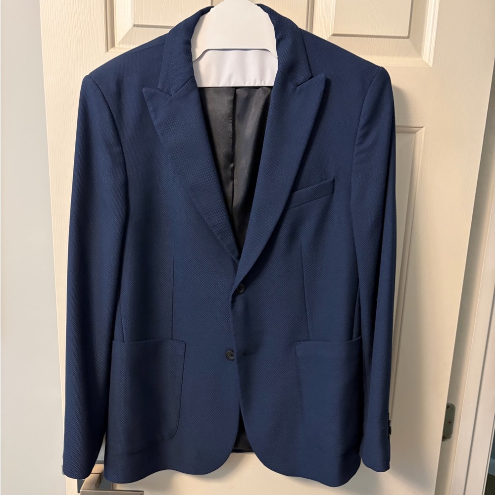Zara Elegant Blue Men's Blazer. Size US 40. Never worn. I do not have tags.